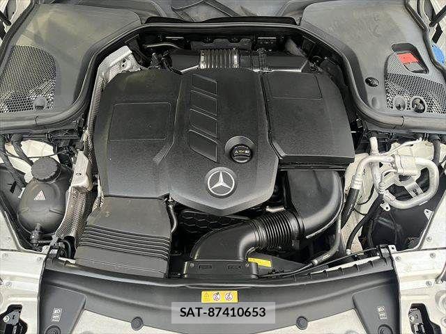 Mercedes Benz E-CLASS 2016-09 7979936-26