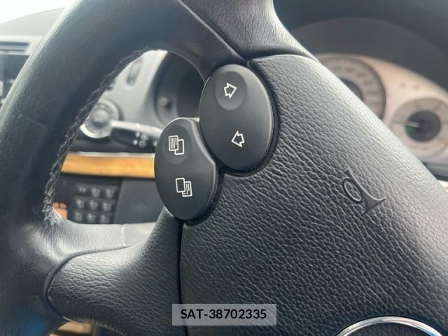 Mercedes Benz E-CLASS 2008-09 7979941-12