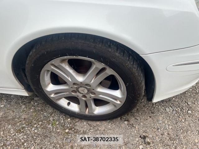 Mercedes Benz E-CLASS 2008-09 7979941-3