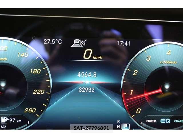 Mercedes Benz E-CLASS 2021-12 7979927-15