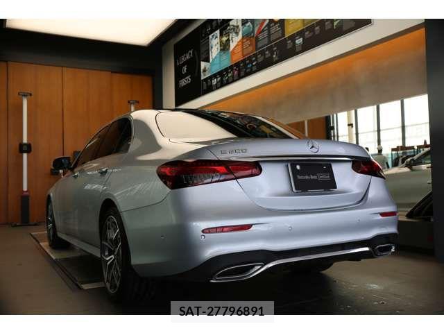 Mercedes Benz E-CLASS 2021-12 7979927-7