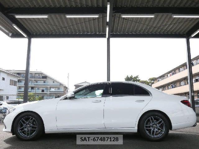Mercedes Benz E-CLASS 2018-12 7979937-14