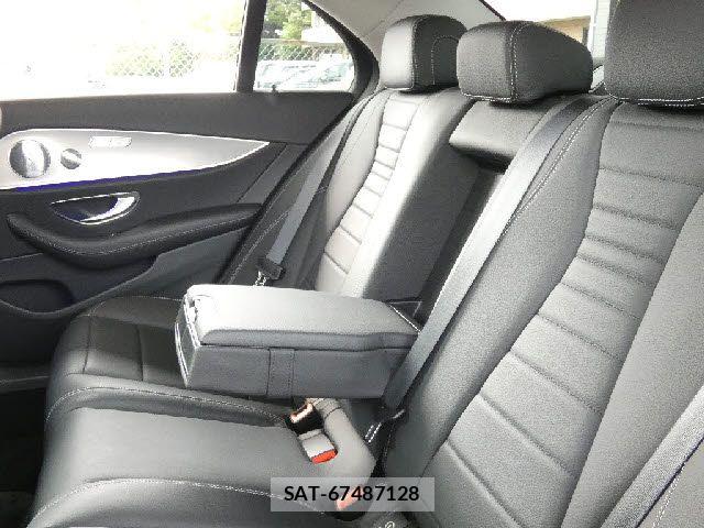 Mercedes Benz E-CLASS 2018-12 7979937-28