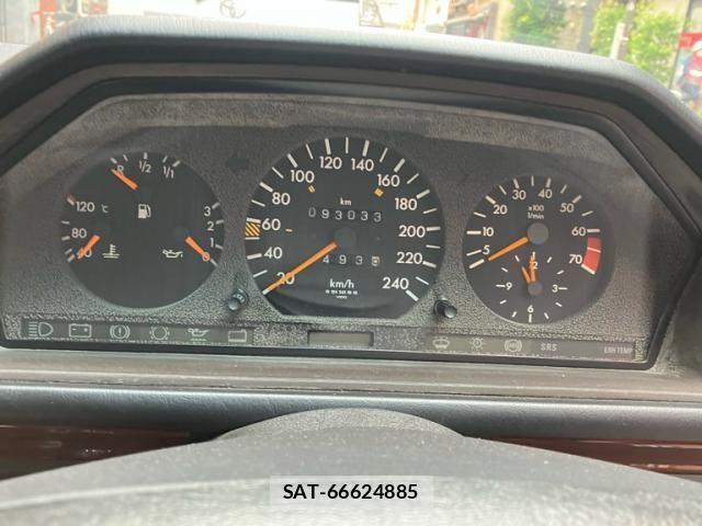 Mercedes Benz E-CLASS 1995-03 8036679-19