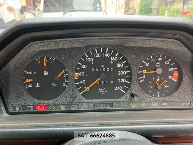 Mercedes Benz E-CLASS 1995-03 8036679-28