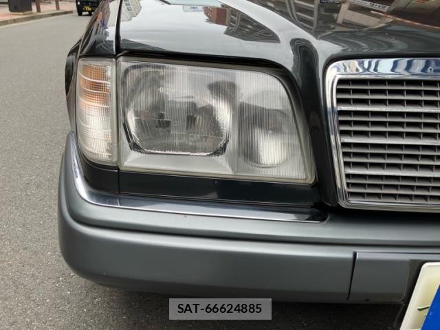 Mercedes Benz E-CLASS 1995-03 8036679-4