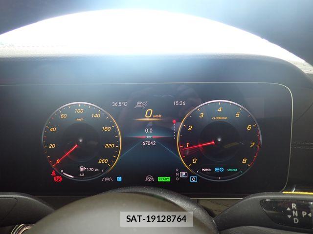 Mercedes Benz E-CLASS 2021-03 8074539-11
