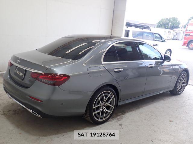 Mercedes Benz E-CLASS 2021-03 8074539-7