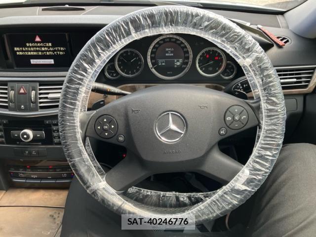 Mercedes Benz E-CLASS 2009-08 8074541-16
