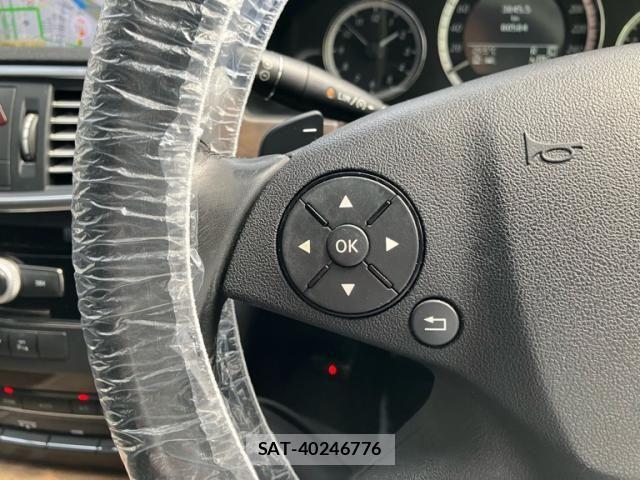 Mercedes Benz E-CLASS 2009-08 8074541-17