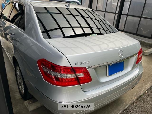 Mercedes Benz E-CLASS 2009-08 8074541-2