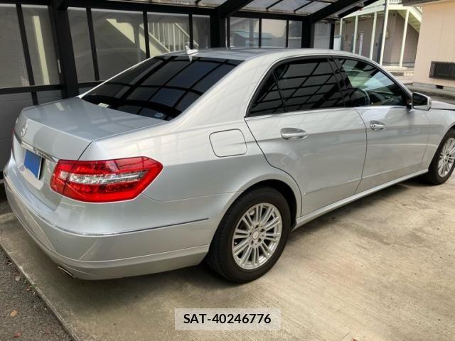 Mercedes Benz E-CLASS 2009-08 8074541-4