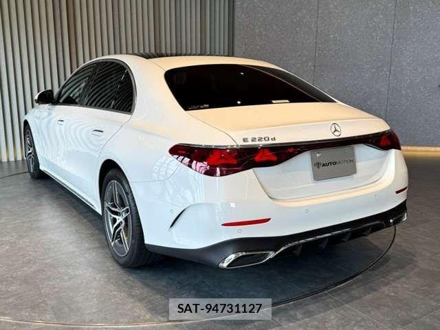Mercedes Benz E-CLASS 2024-02 8074540-11