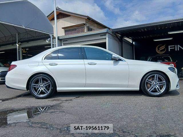 Mercedes Benz E-CLASS 2017-06 8100376-15