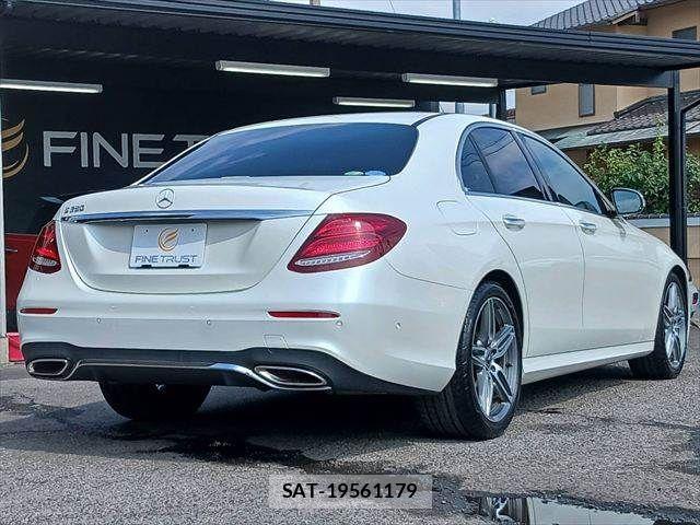 Mercedes Benz E-CLASS 2017-06 8100376-16