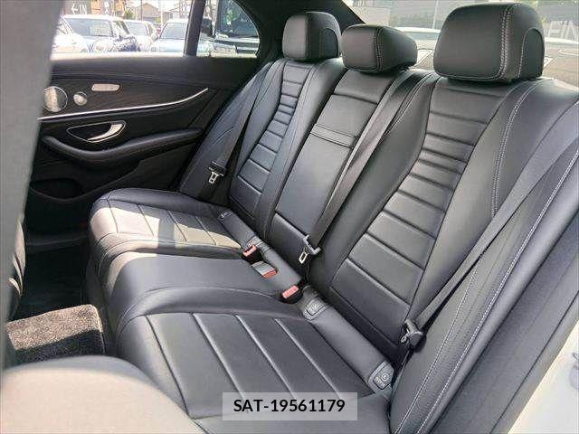 Mercedes Benz E-CLASS 2017-06 8100376-29