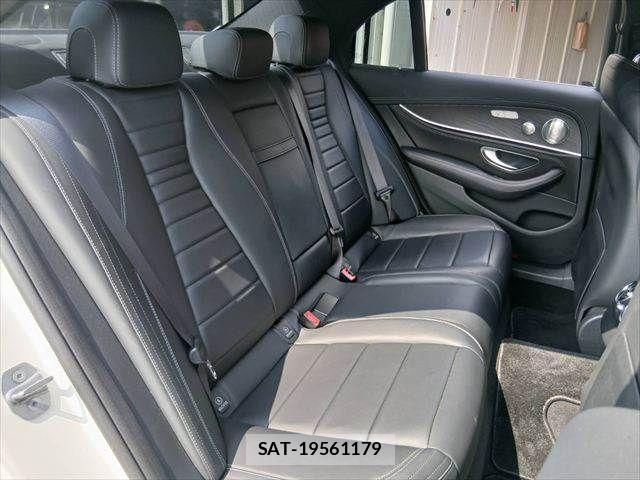 Mercedes Benz E-CLASS 2017-06 8100376-7