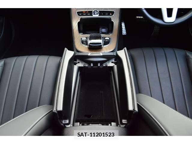 Mercedes Benz E-CLASS 2019-05 8131174-22