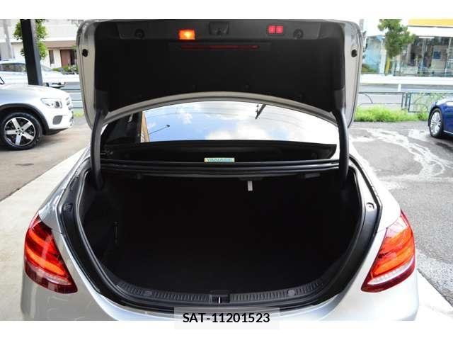 Mercedes Benz E-CLASS 2019-05 8131174-27