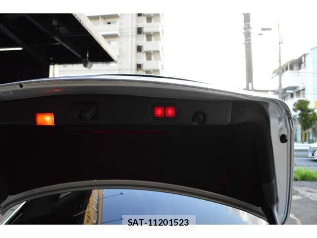 Mercedes Benz E-CLASS 2019-05 8131174-29