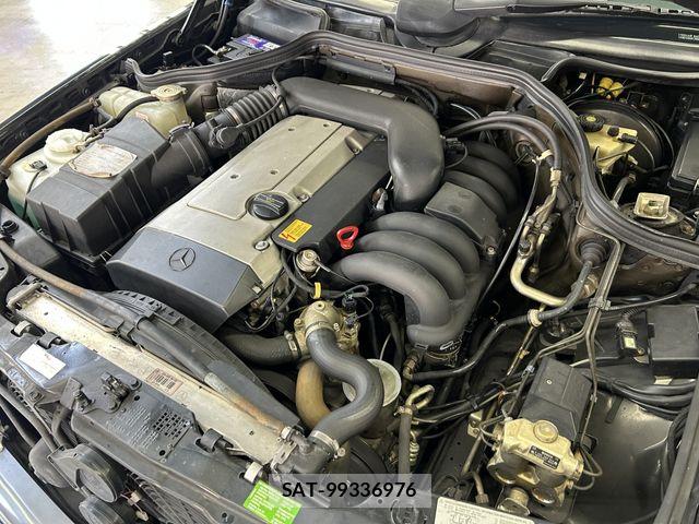 Mercedes Benz E-CLASS 1995-09 8208648-19