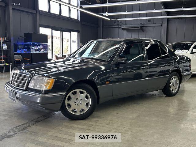 Mercedes Benz E-CLASS 1995-09 8208648-2