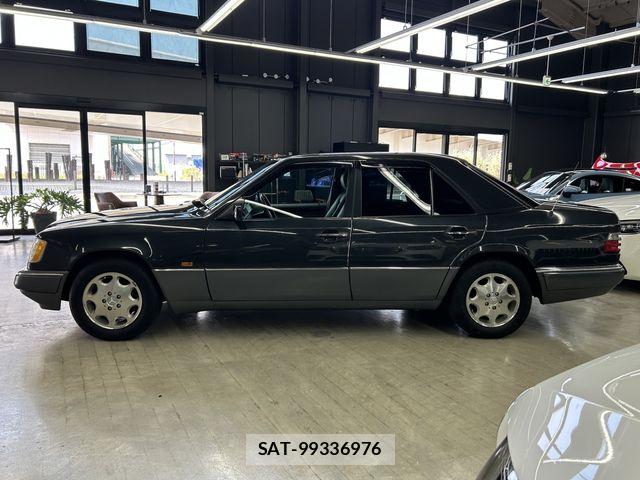 Mercedes Benz E-CLASS 1995-09 8208648-3