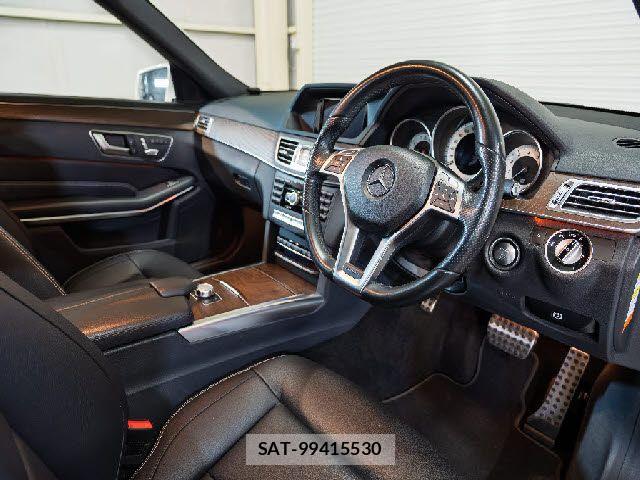 Mercedes Benz E-CLASS 2014-07 8208651-2