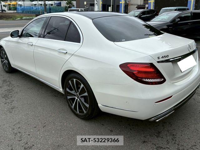 Mercedes Benz E-CLASS 2019-05 8208649-1