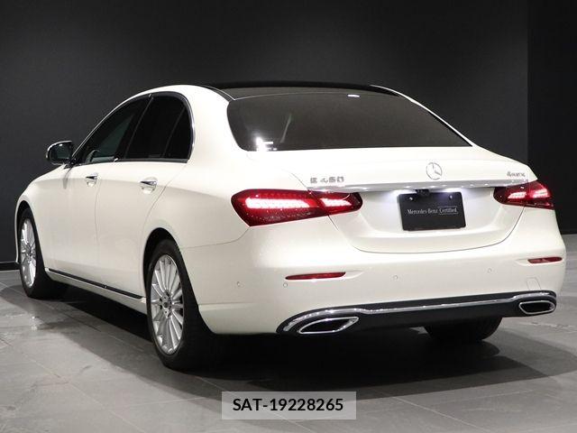 Mercedes Benz E-CLASS 2021-02 8208647-13