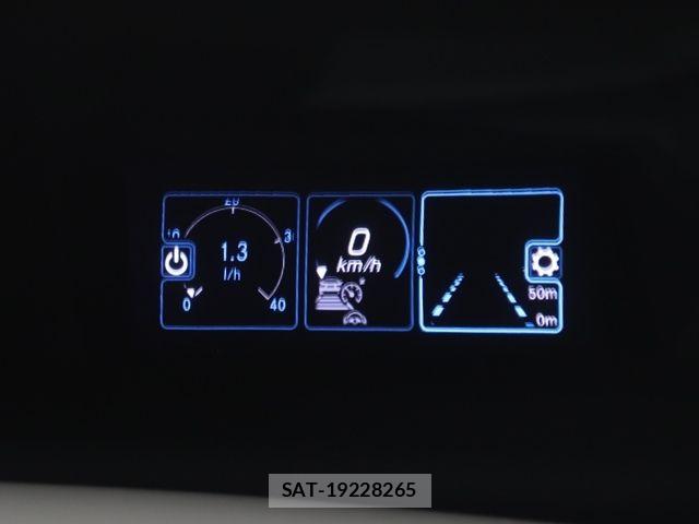 Mercedes Benz E-CLASS 2021-02 8208647-24