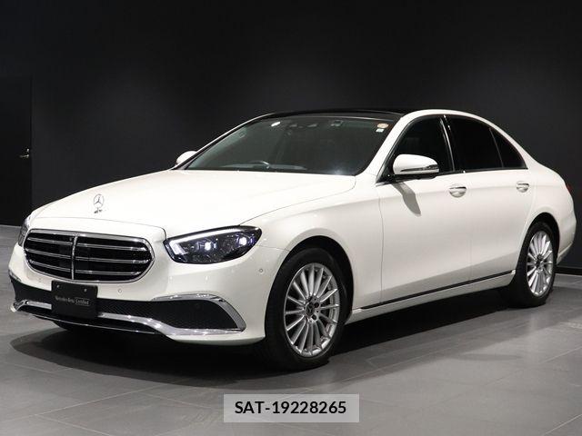 Mercedes Benz E-CLASS 2021-02 8208647-4