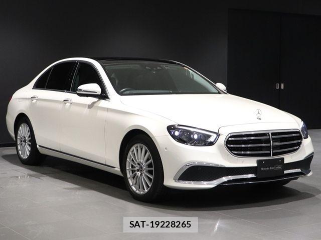 Mercedes Benz E-CLASS 2021-02 8208647-8
