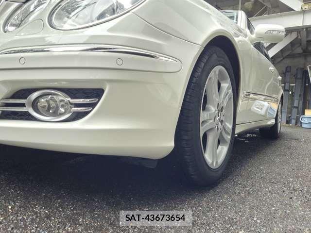 Mercedes Benz E-CLASS 2007-04 8208652-16
