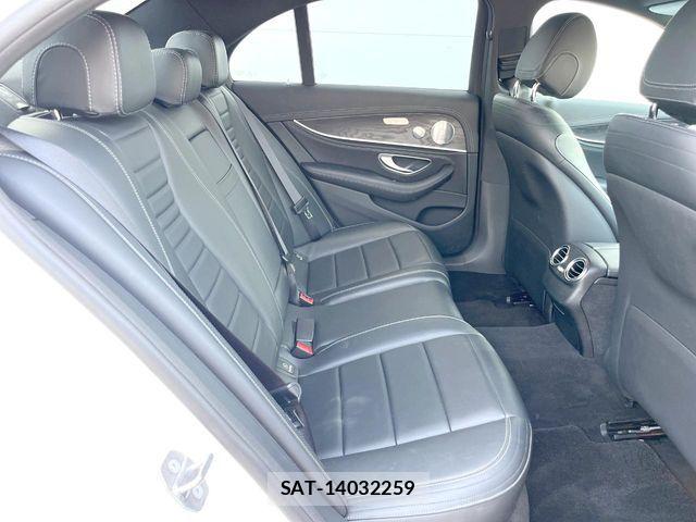 Mercedes Benz E-CLASS 2018-03 8230778-9
