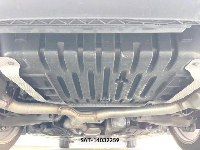 Mercedes Benz E-CLASS 2018-03 8230778-19