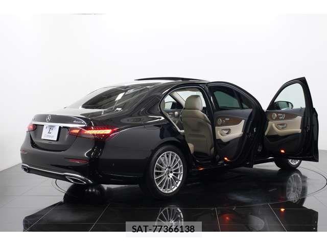 Mercedes Benz E-CLASS 2021-08 8230777-3