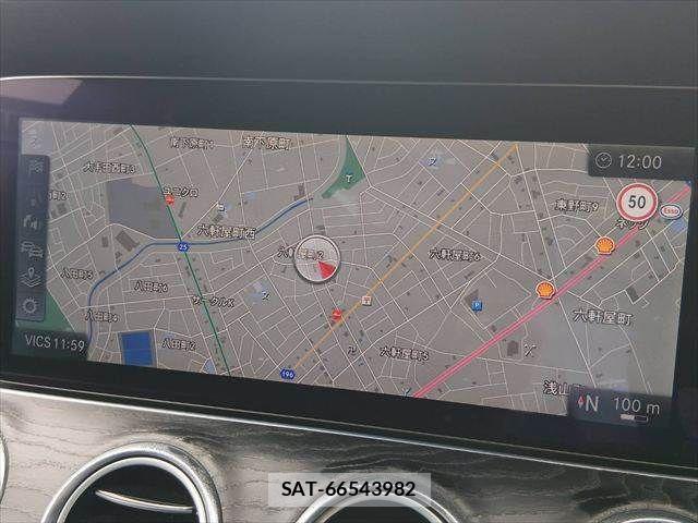 Mercedes Benz E-CLASS 2016-10 8230780-4