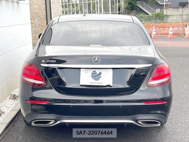 Mercedes Benz E-CLASS 2017-03 8230779-15