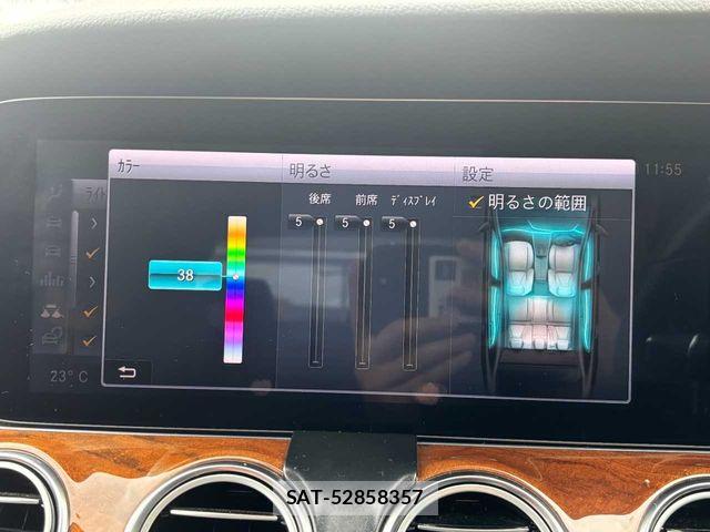 Mercedes Benz E-CLASS 2017-10 8245875-9