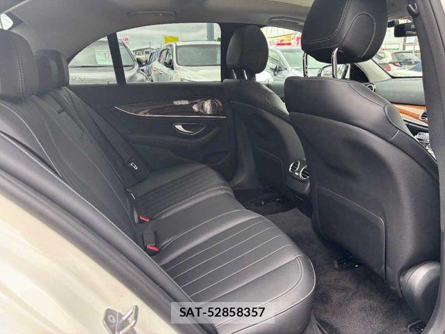 Mercedes Benz E-CLASS 2017-10 8245875-29