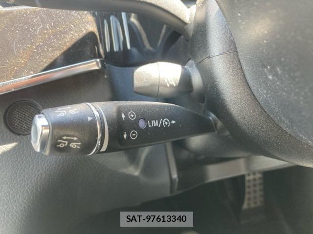 Mercedes Benz E-CLASS 2013-10 8315388-10