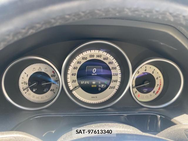 Mercedes Benz E-CLASS 2013-10 8315388-11