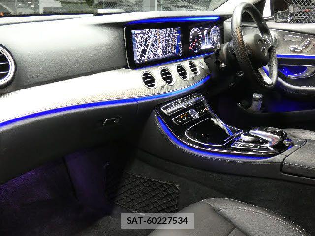Mercedes Benz E-CLASS 2016-08 8315386-1