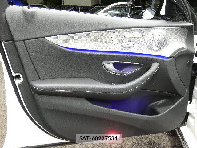 Mercedes Benz E-CLASS 2016-08 8315386-21