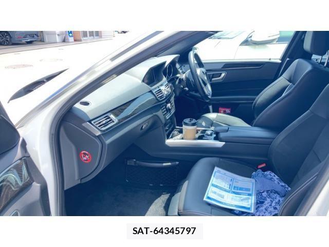 Mercedes Benz E-CLASS 2014-04 8315389-9