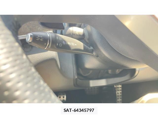 Mercedes Benz E-CLASS 2014-04 8315389-16