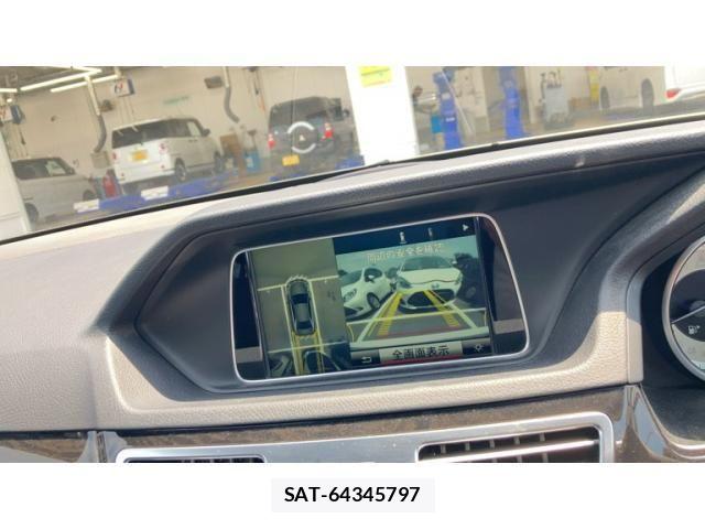 Mercedes Benz E-CLASS 2014-04 8315389-20