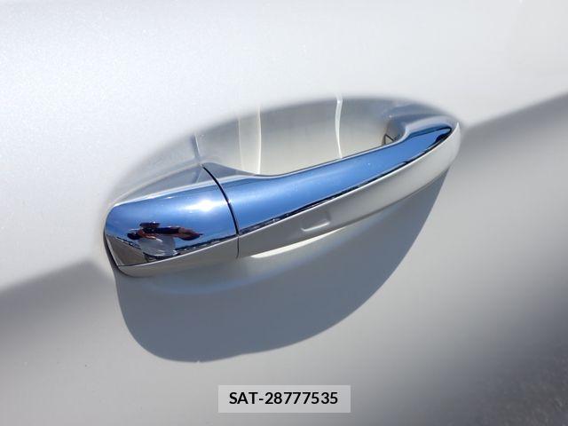 Mercedes Benz E-CLASS 2021-10 8336733-11