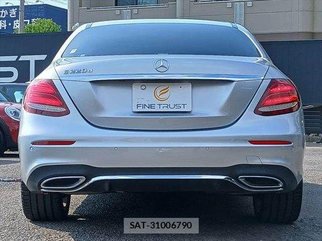 Mercedes Benz E-CLASS 2017-06 8336737-17